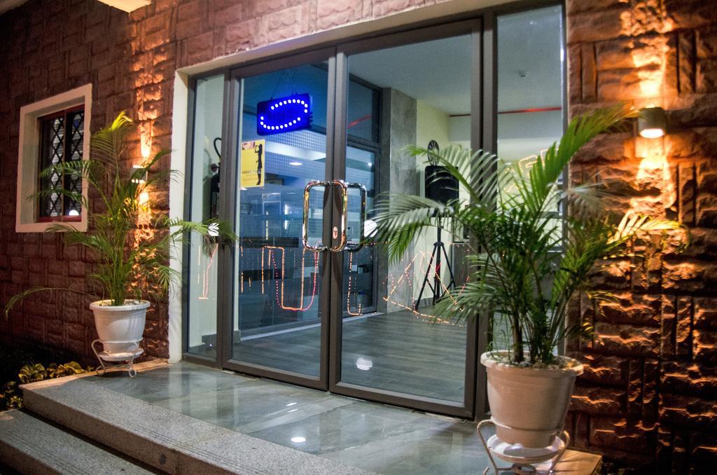 Hotel Rosebud Abuja Esterno foto
