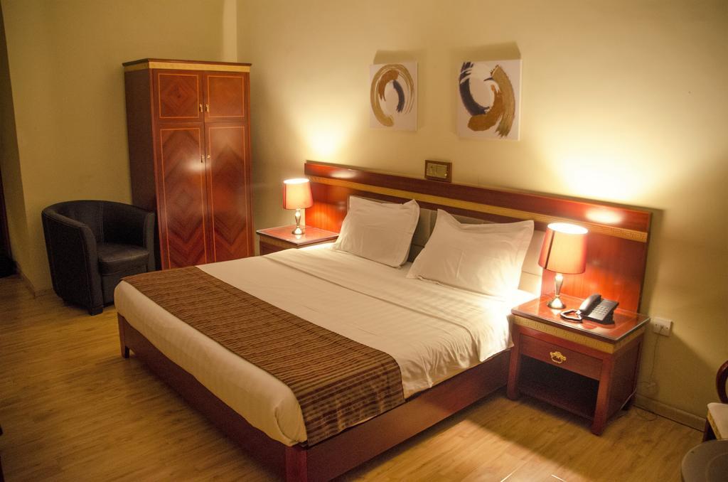 Hotel Rosebud Abuja Esterno foto