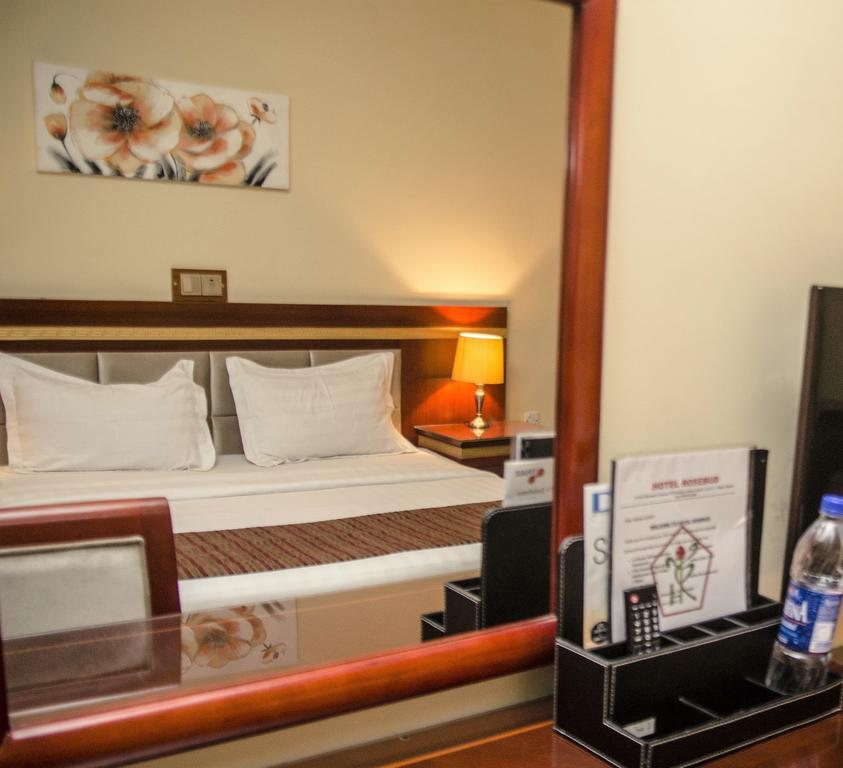 Hotel Rosebud Abuja Esterno foto