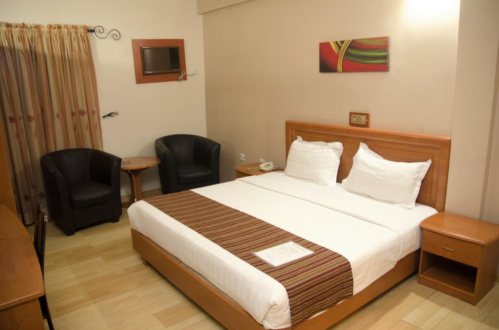 Hotel Rosebud Abuja Esterno foto