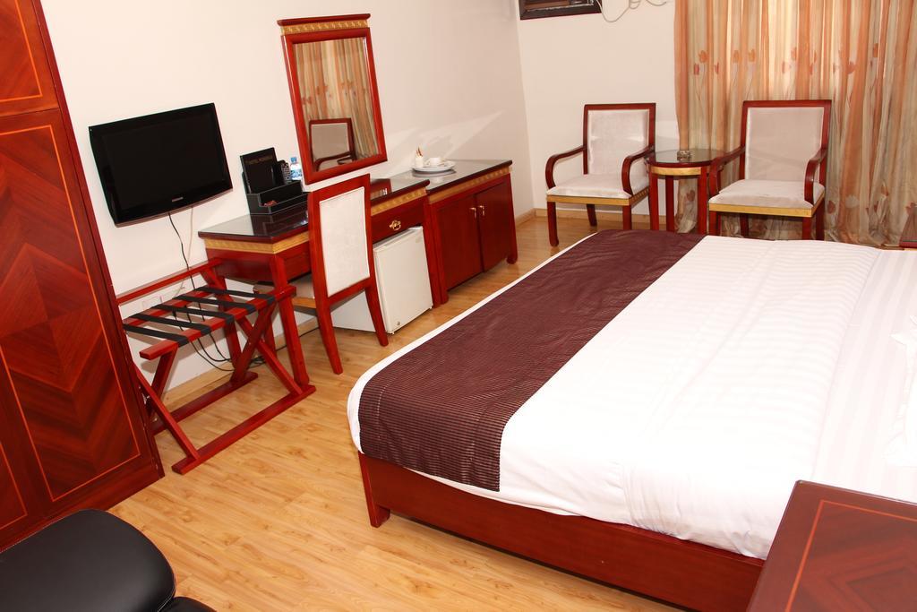 Hotel Rosebud Abuja Esterno foto