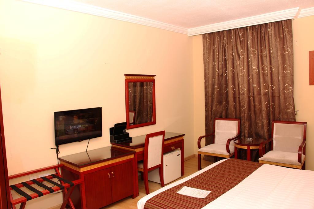 Hotel Rosebud Abuja Esterno foto